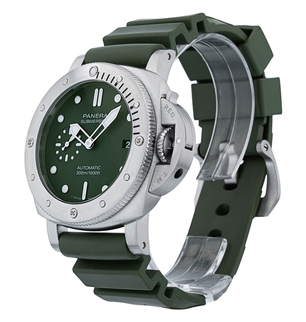 Panerai Submersible PAM01055 Image 2